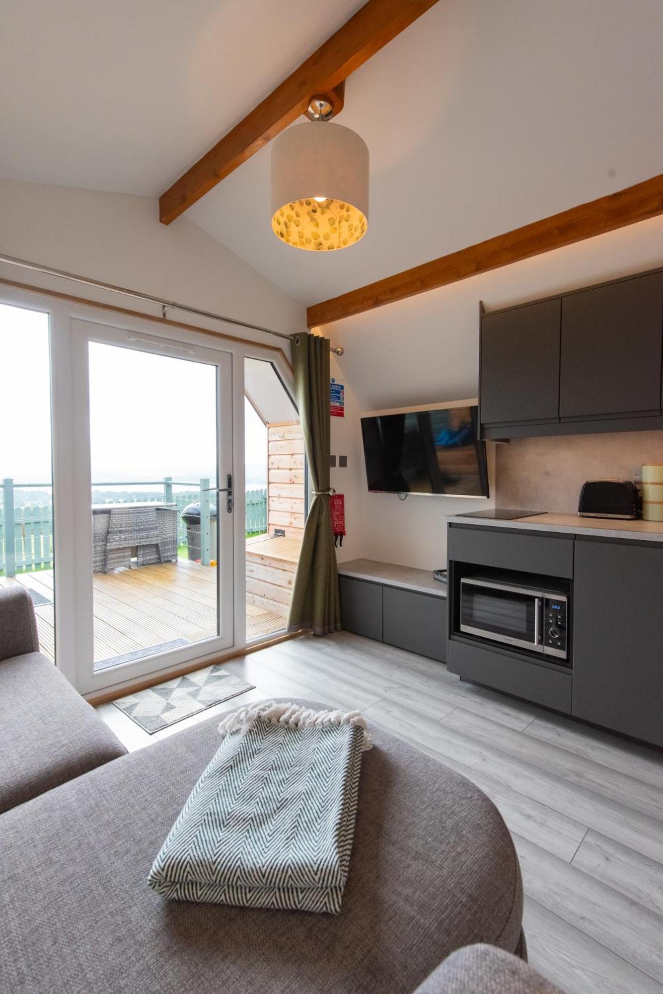 Bonnie Barns - Adults Only Luxury Lodges With Hot Tubs 卢斯 外观 照片